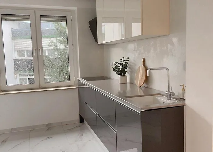 דירה Luxrem-De 3 Apartments רמשייד